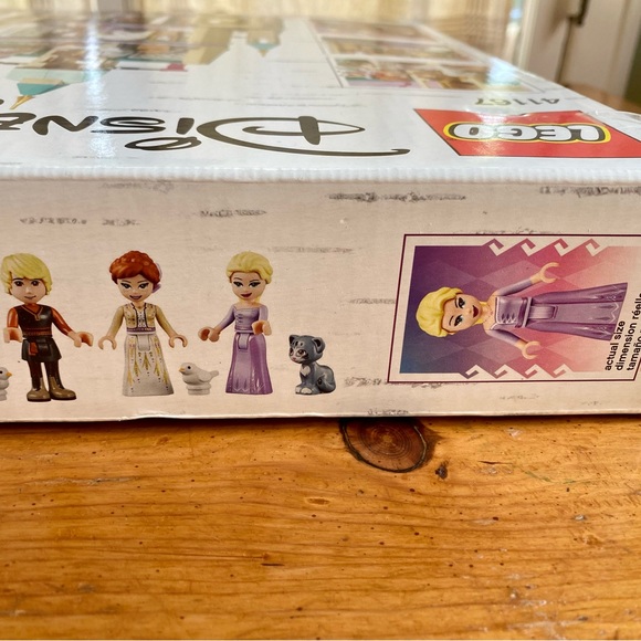 NIB LEGO 41167 Disney Frozen II Arendelle Castle Village, never opened, sealed! - Picture 5 of 7